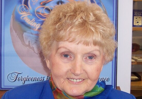 Eva Mozes